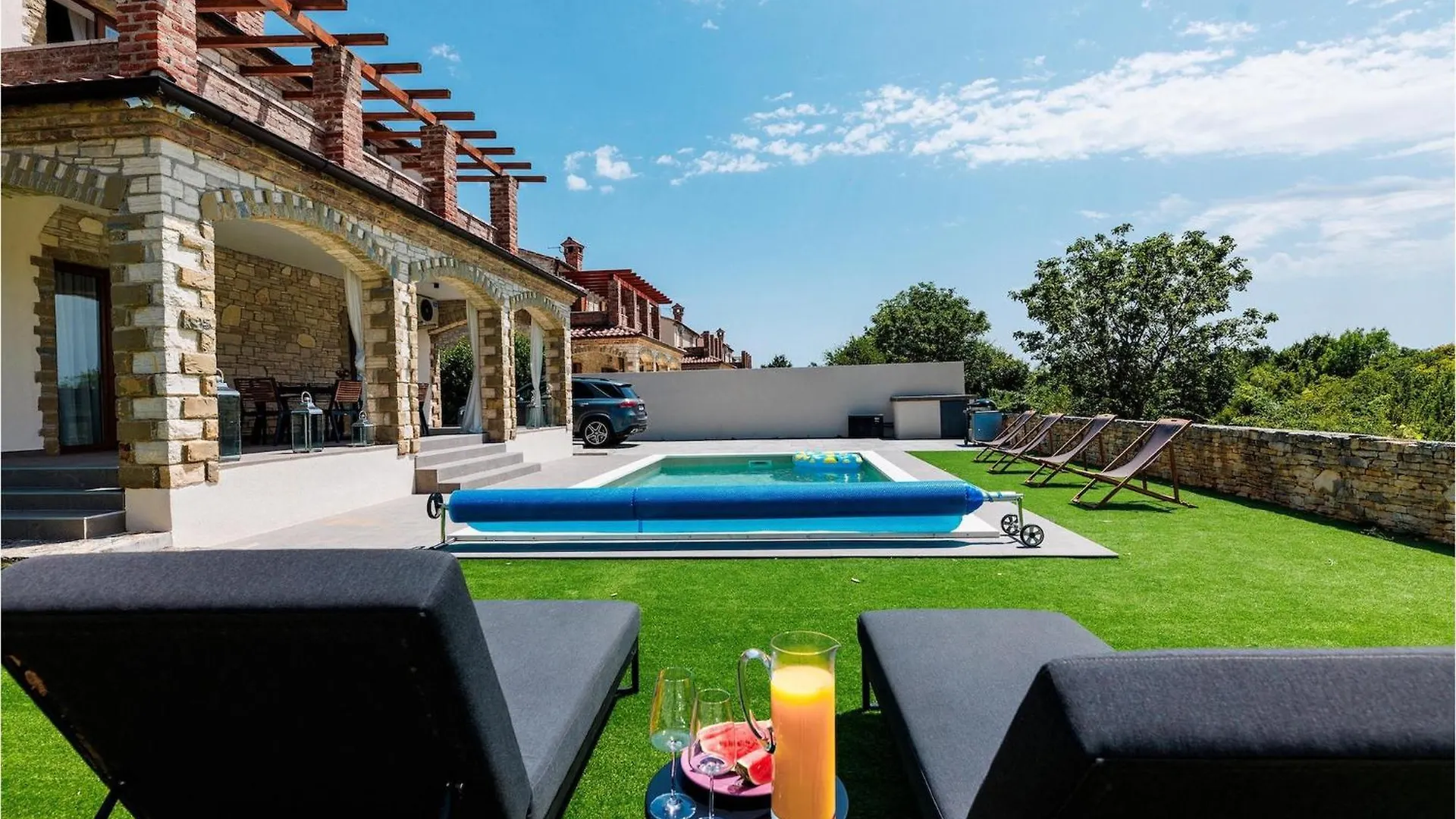 Holiday home Villa Olivia Cabrunici